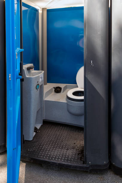 Best Porta potty rental near me  in Galls, IN